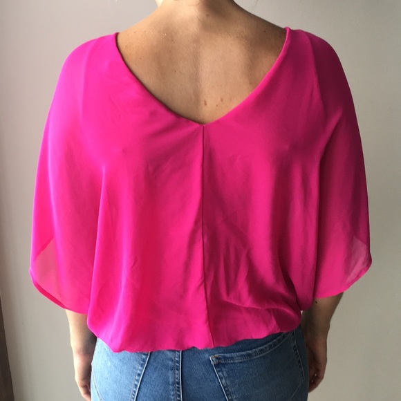 Pink Express Top - Picture 2 of 6